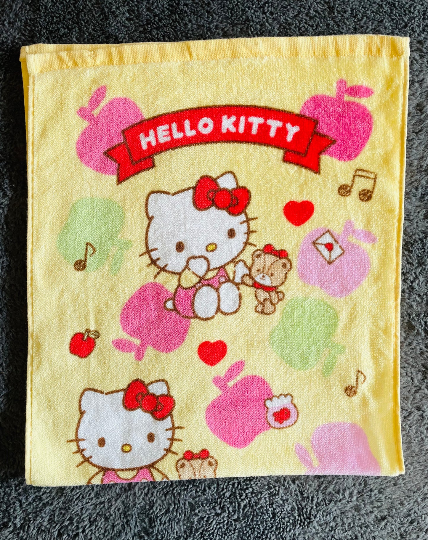 Hello Kitty Hand Towel