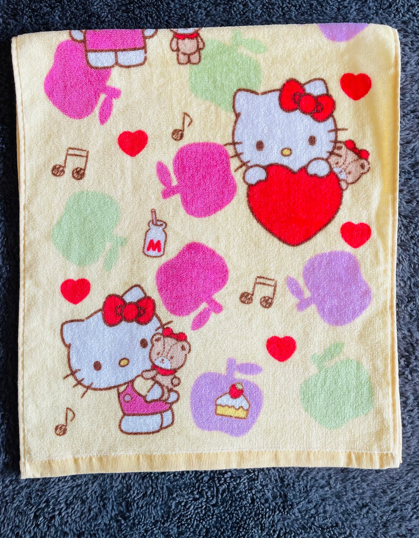 Hello Kitty Hand Towel