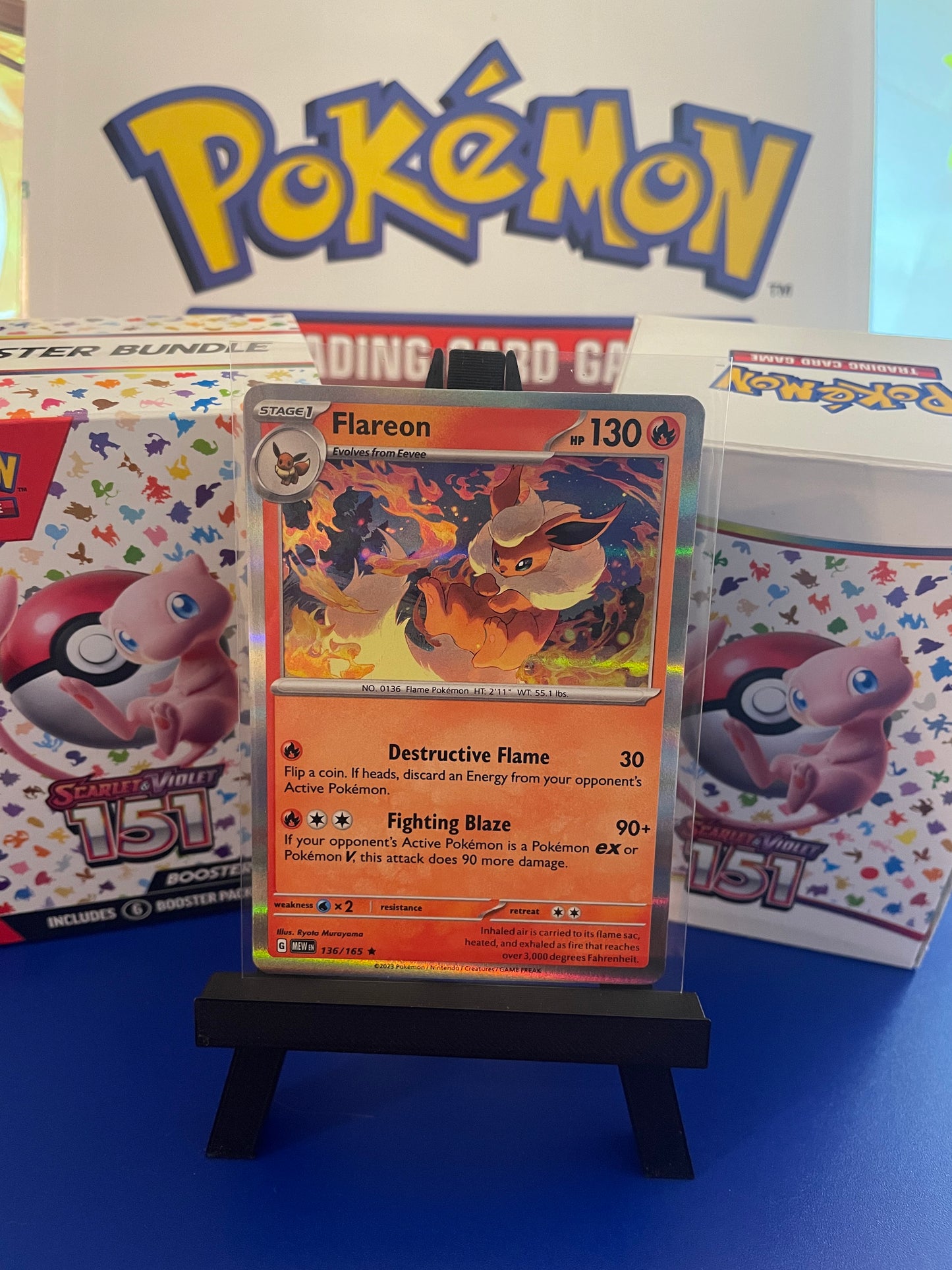 Flareon (Holo): 151 Scarlet & Violet (136/165)